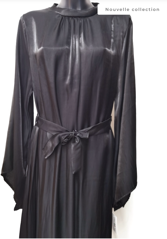Robe Assya